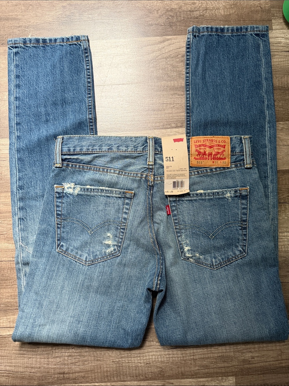 Women’s NWT Levi’s 511 Slim Fit Jeans